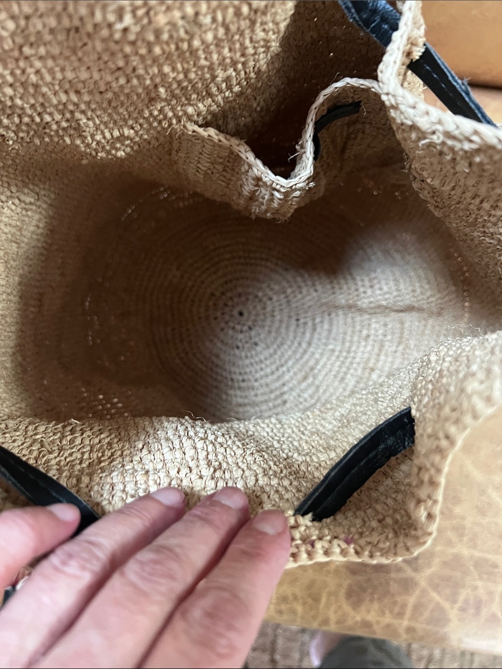 Tag & Bone natural Woven Raffia Drawstring Shoulder Bag in Natural bucket purse - Picture 4 of 6